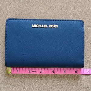 Michael Kors Jet Set Travel Slim Bifold Wallet